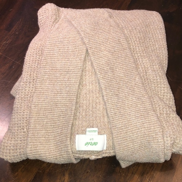 Aerie Soft Beige Knit Sweater - Picture 6 of 6